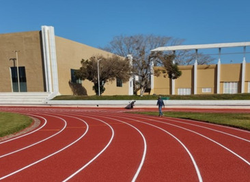 FABRICANTE DE PISTAS DE ATLETISMO